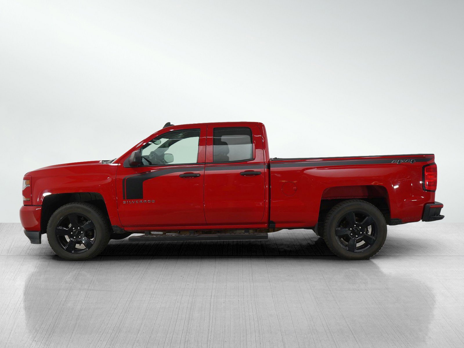 Used 2018 Chevrolet Silverado 1500 Custom with VIN 1GCVKPEC5JZ359000 for sale in Hopkins, Minnesota