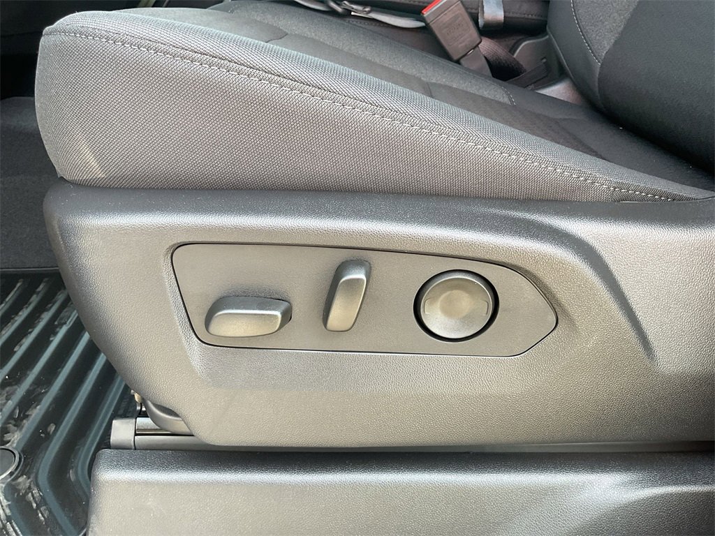 2026 Chevrolet Silverado 1500 LT photo 13