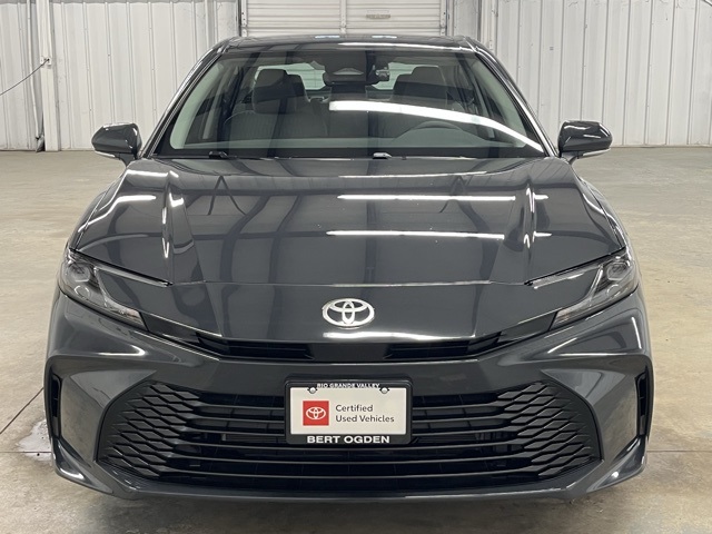 2025 Toyota Camry LE photo 2