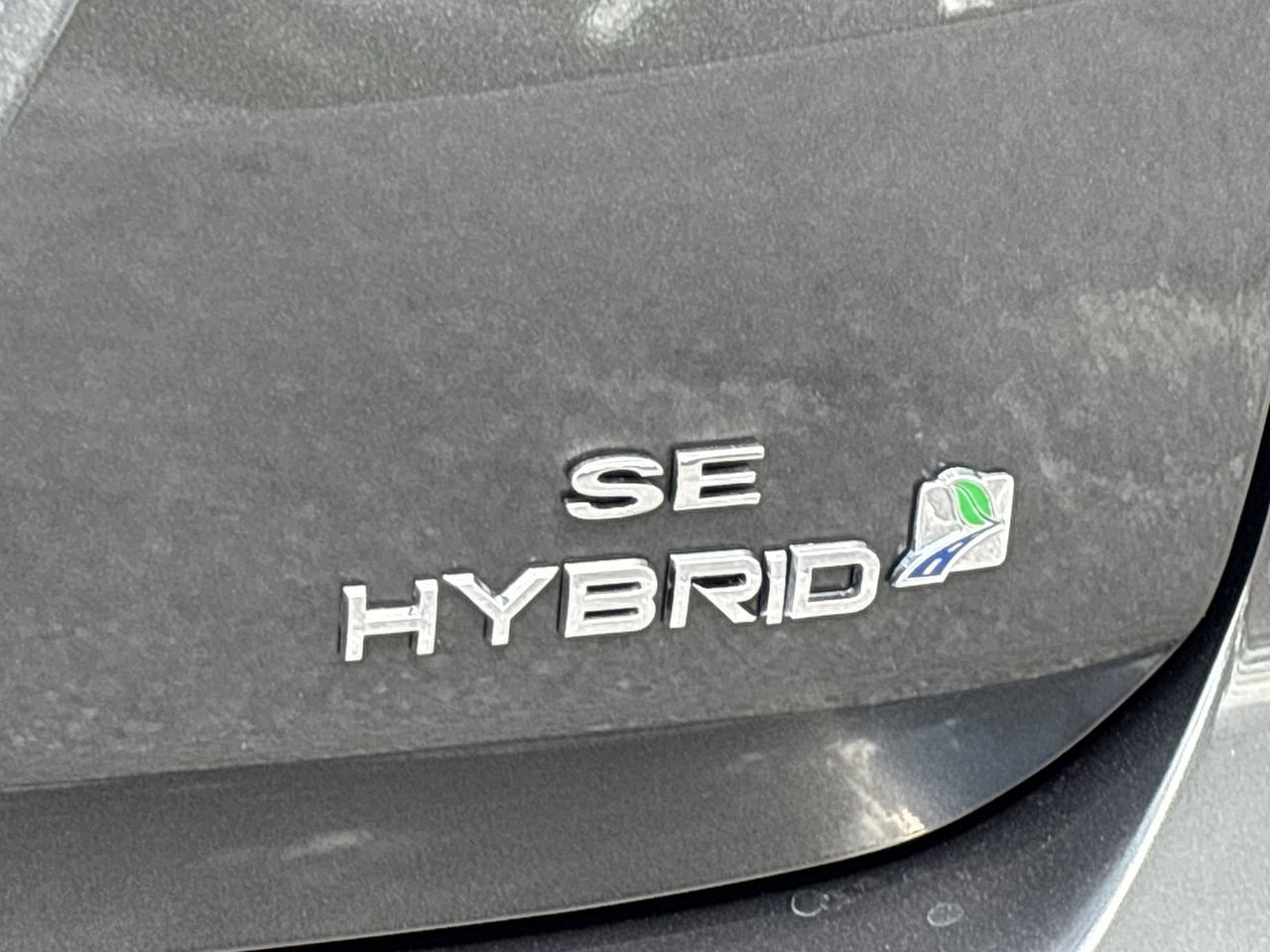 2016 Ford C-Max Hybrid SE photo 9