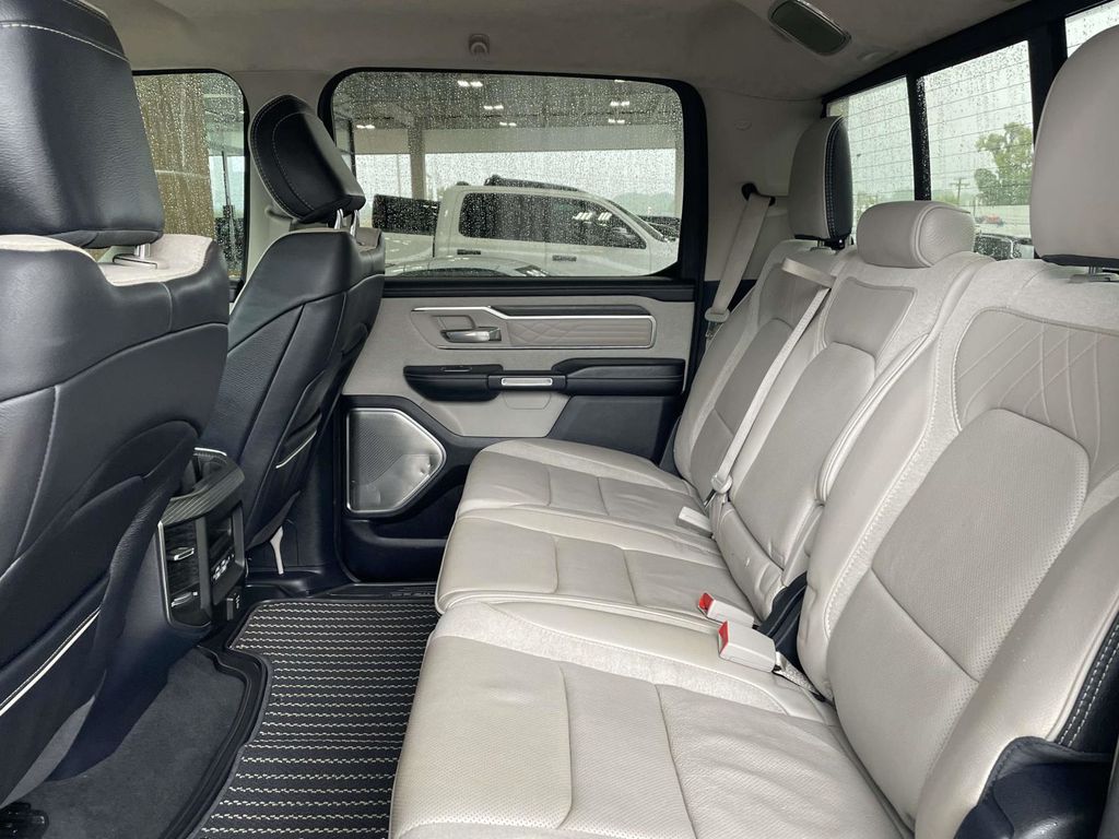 2023 Ram 1500 Limited photo 18