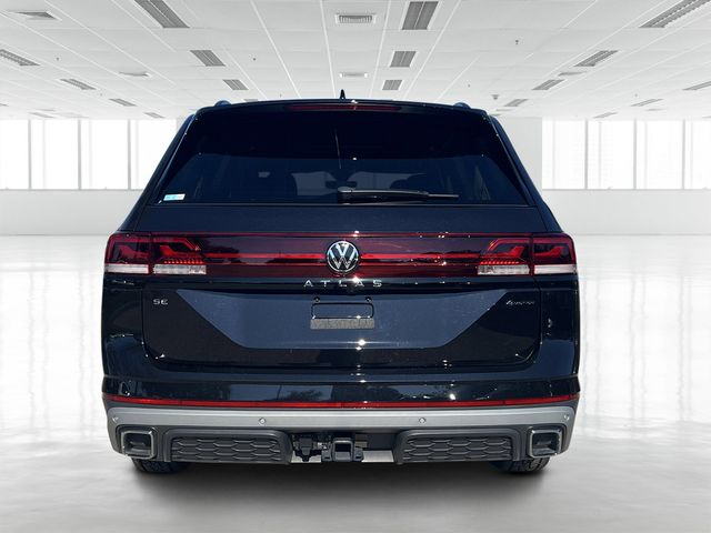 2024 Volkswagen Atlas Peak Edition SE Technology photo 3