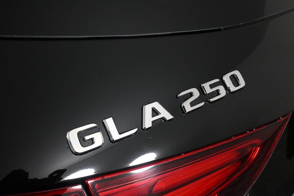 2025 Mercedes Benz GLA 250 photo 25