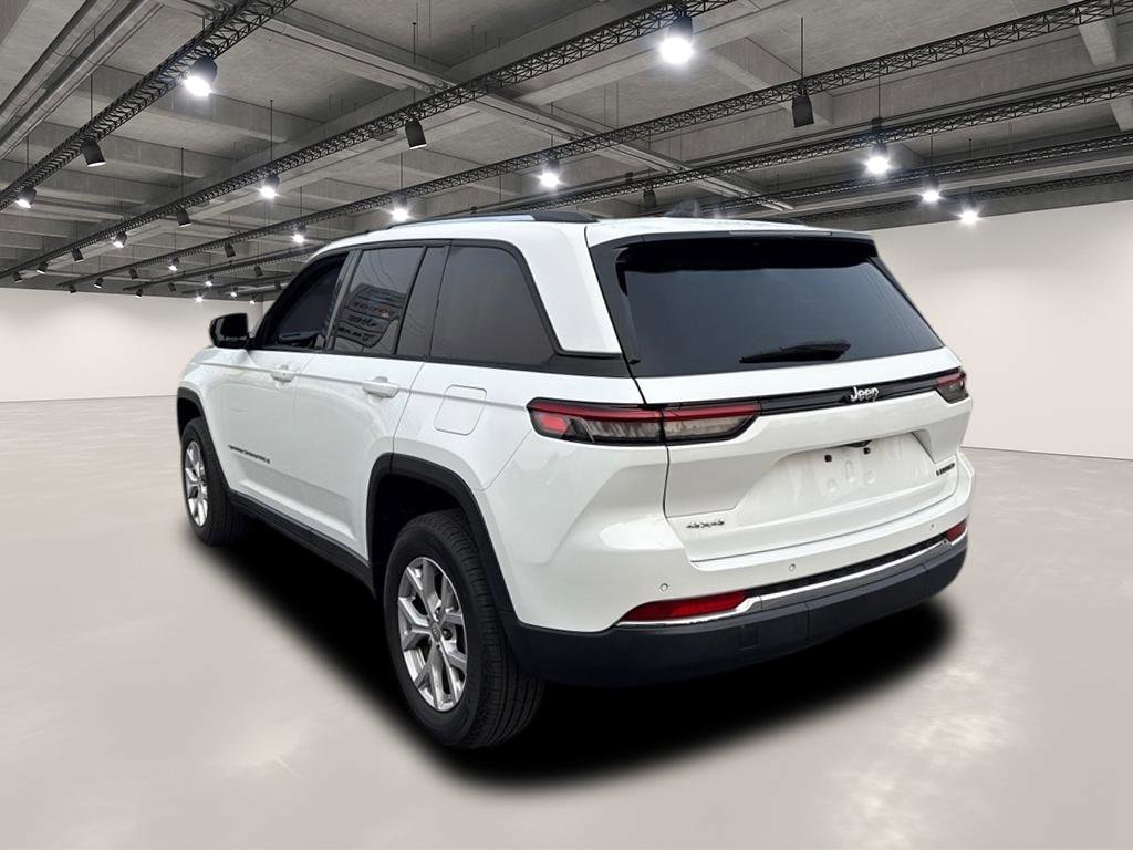 2022 Jeep Grand Cherokee Limited photo 3