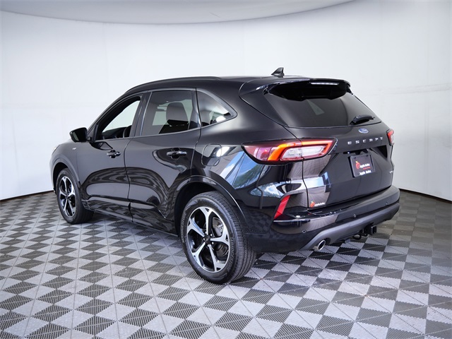 2023 Ford Escape ST-Line Select photo 6