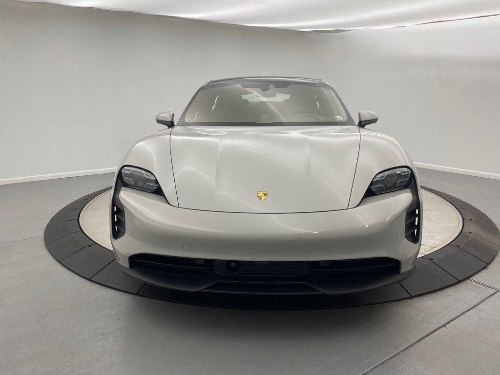 2024 Porsche Taycan GTS photo 9