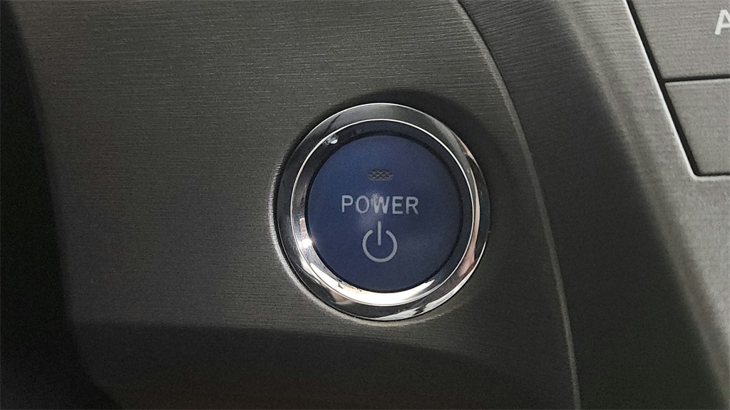 2013 Toyota Prius Plug-in Base photo 21