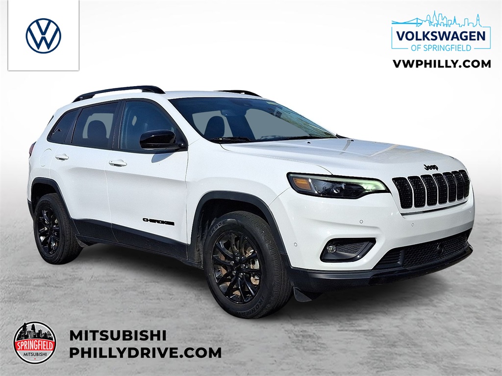 2023 Jeep Cherokee Altitude Lux's photo