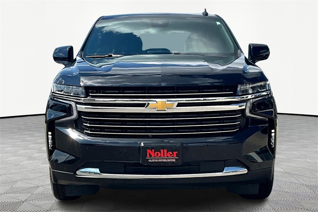 2023 Chevrolet Tahoe LT photo 3
