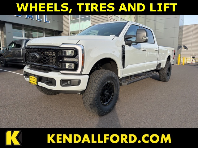 2025 Ford F-350 Super Duty XLT's photo