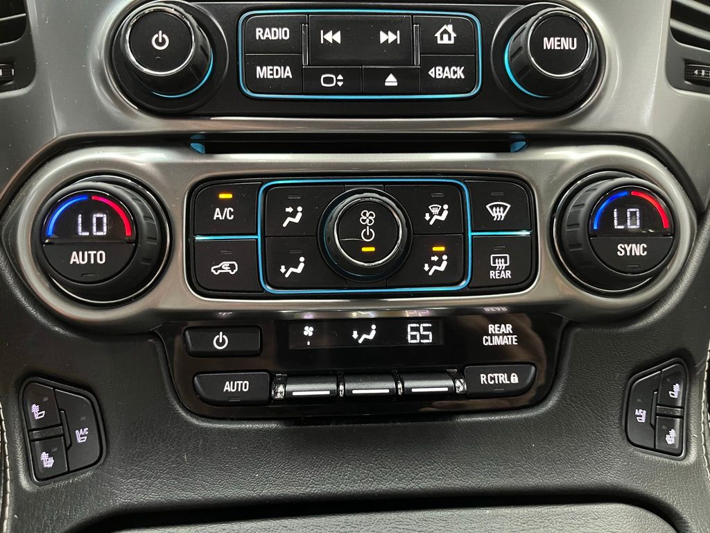 2016 Chevrolet Tahoe LTZ photo 29