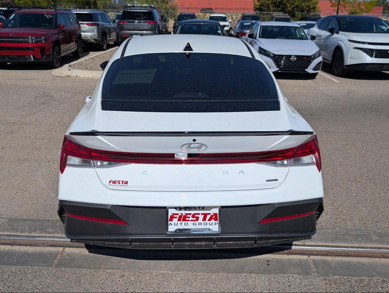 2025 Hyundai Elantra Hybrid SEL Sport photo 5