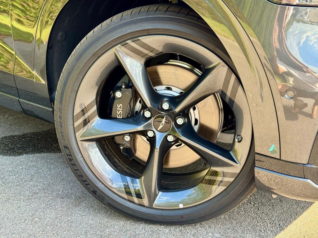 2026 Genesis GV70 3.5T Sport Prestige photo 5