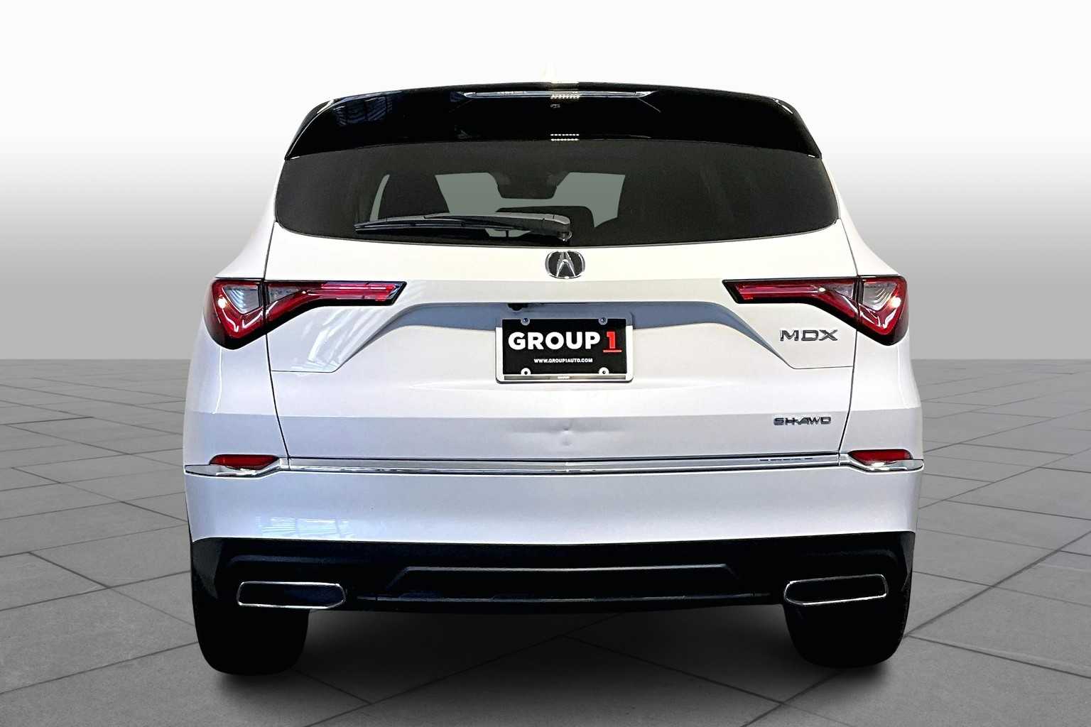2023 Acura MDX SH-AWD photo 4