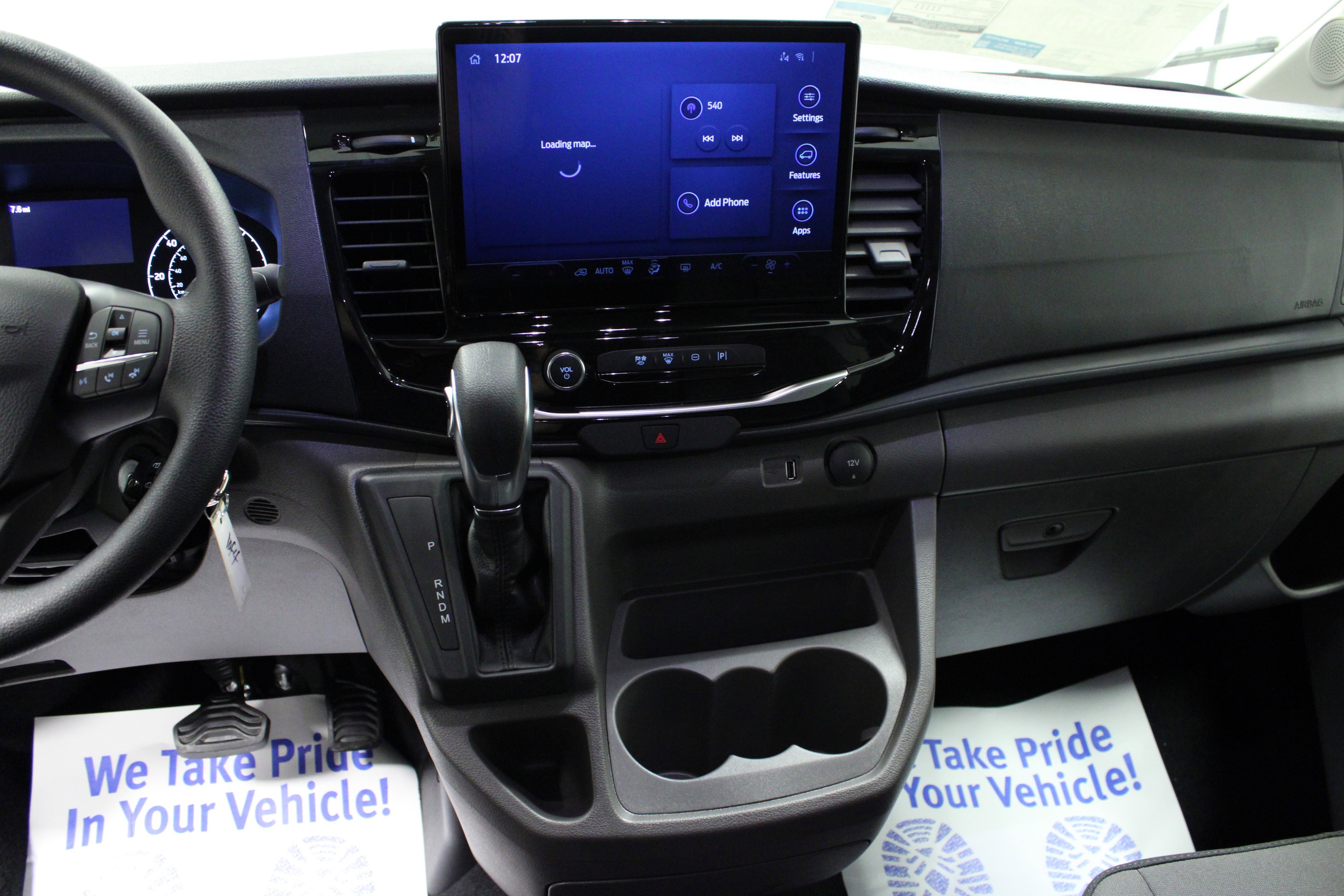 2025 Ford Transit Passenger XLT photo 13