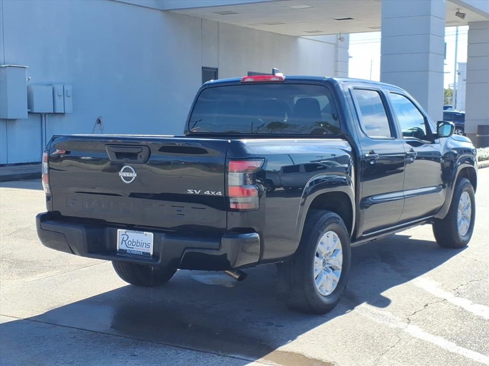2023 Nissan Frontier SV Black at Robbins Nissan