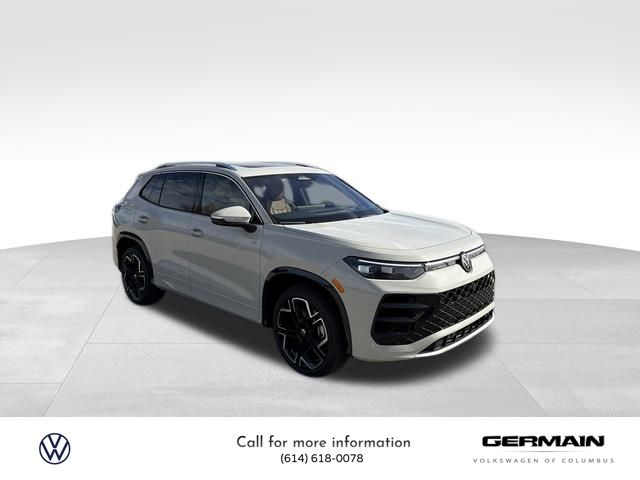 2026 Volkswagen Tiguan SEL R-Line photo 3
