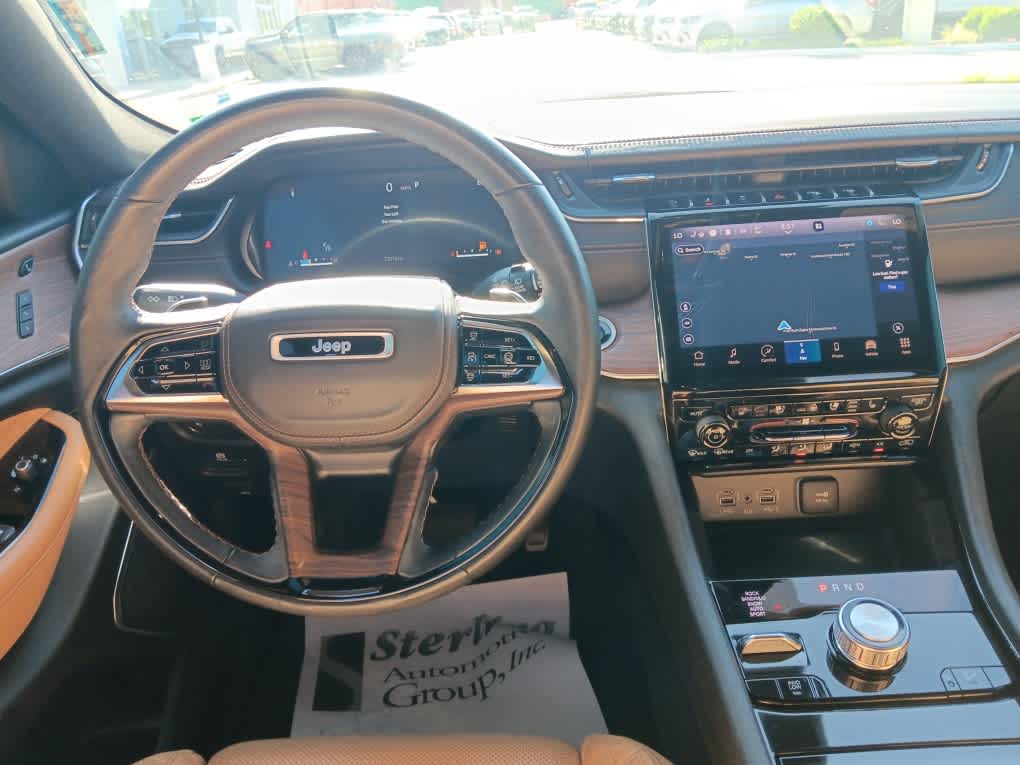 2021 Jeep Grand Cherokee L Summit photo 10