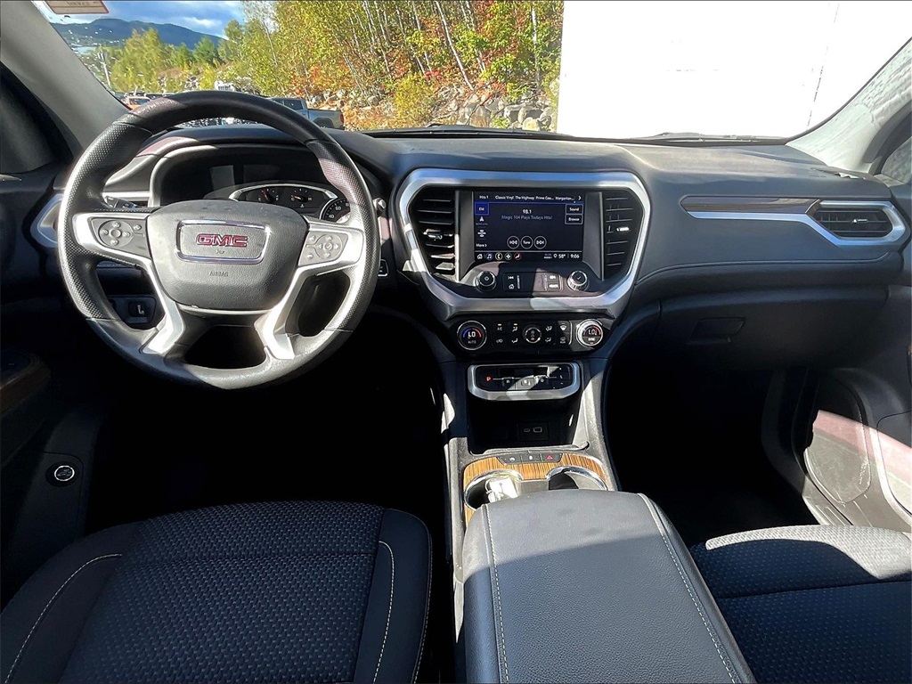 2023 Gmc Acadia SLE photo 22