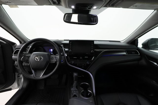 2022 Toyota Camry XSE photo 5
