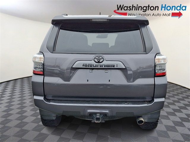 2022 Toyota 4Runner SR5 Premium photo 4