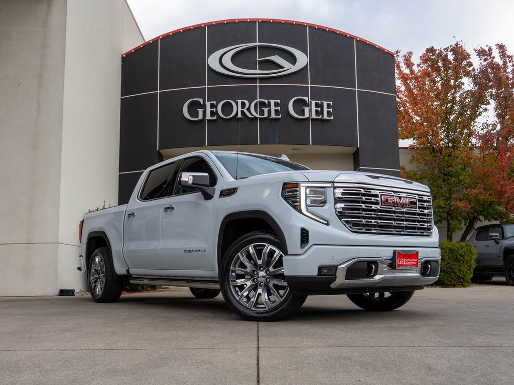 2026 GMC Sierra 1500 Denali's photo