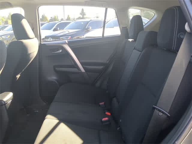 2017 Toyota RAV4 XLE photo 10