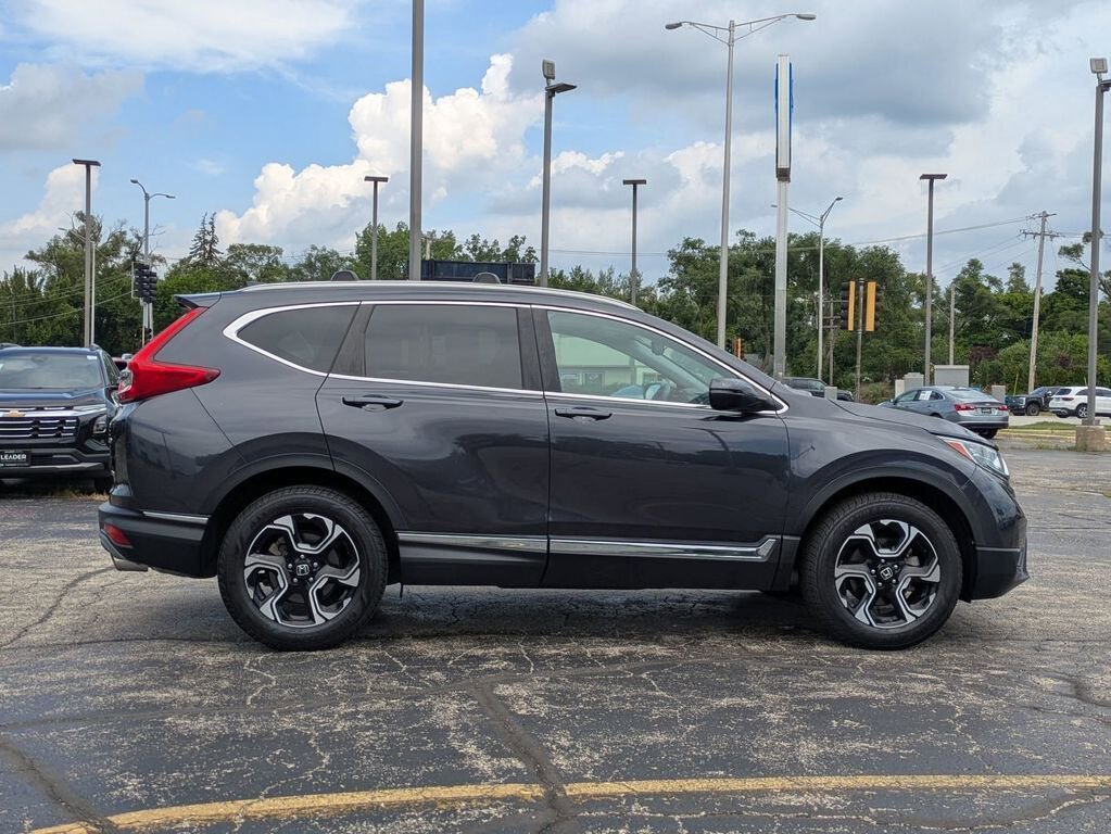 2019 Honda CR-V Touring photo 7