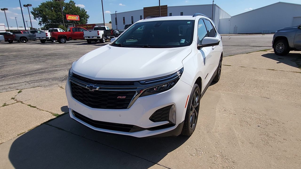 2022 Chevrolet Equinox RS photo 3