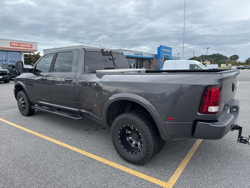 2018 Ram 3500 Laramie photo 2