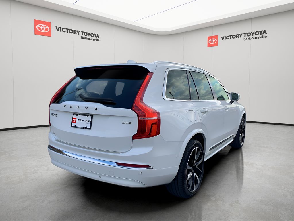 2023 Volvo XC90 Plus photo 3
