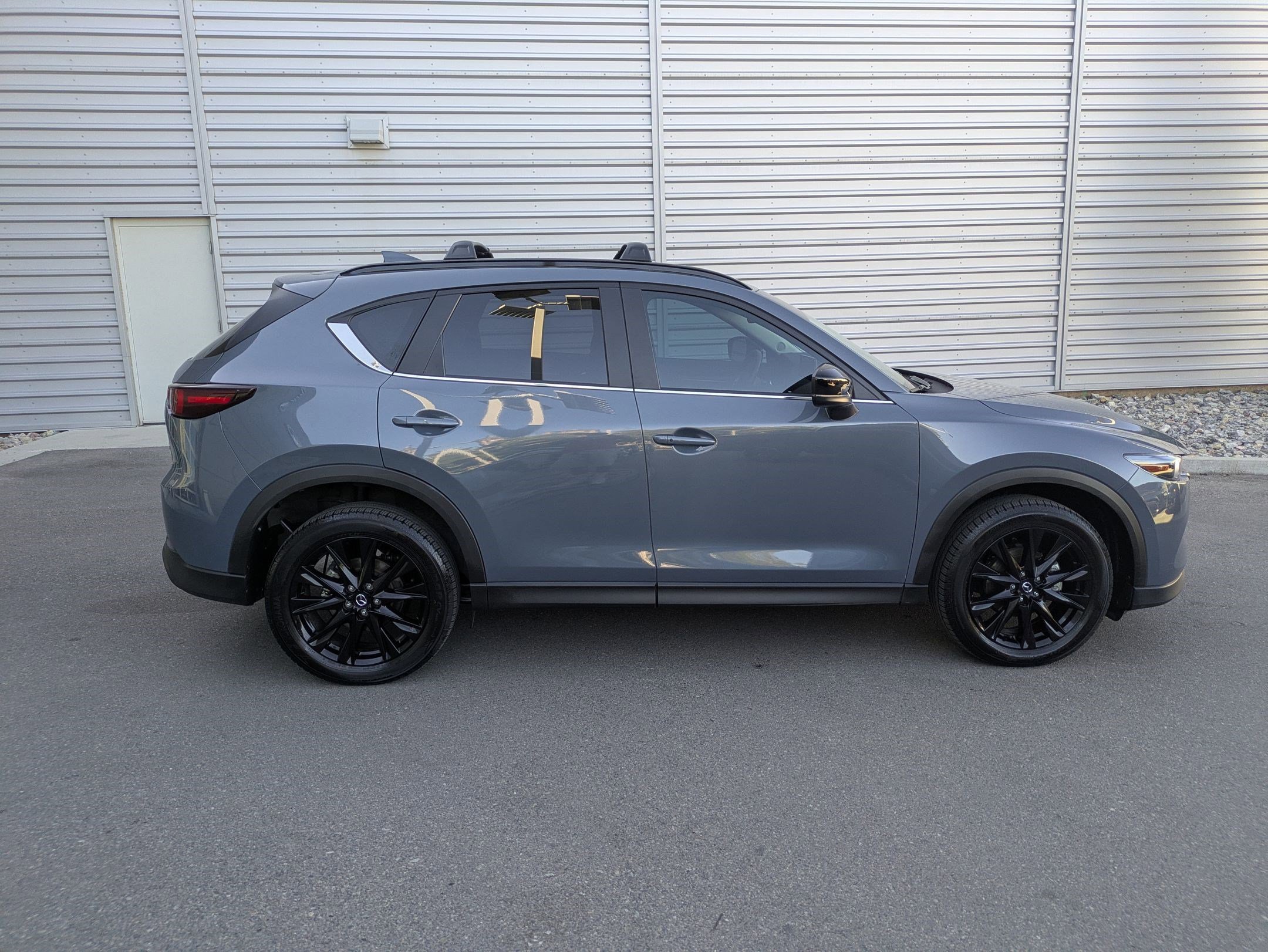 2023 Mazda CX-5 Preferred photo 2