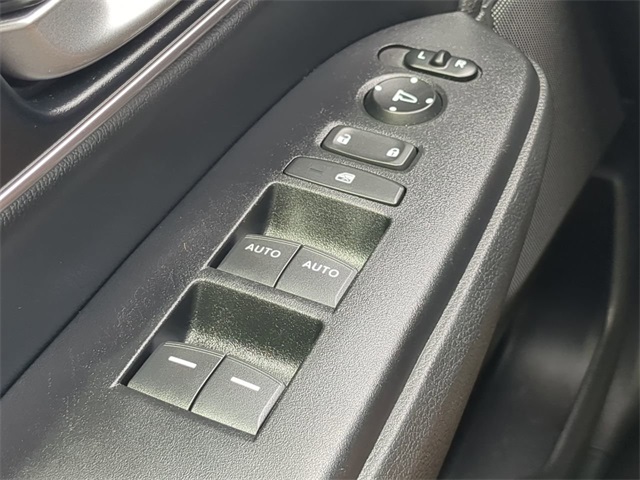 2021 Honda CR-V Hybrid Touring photo 23