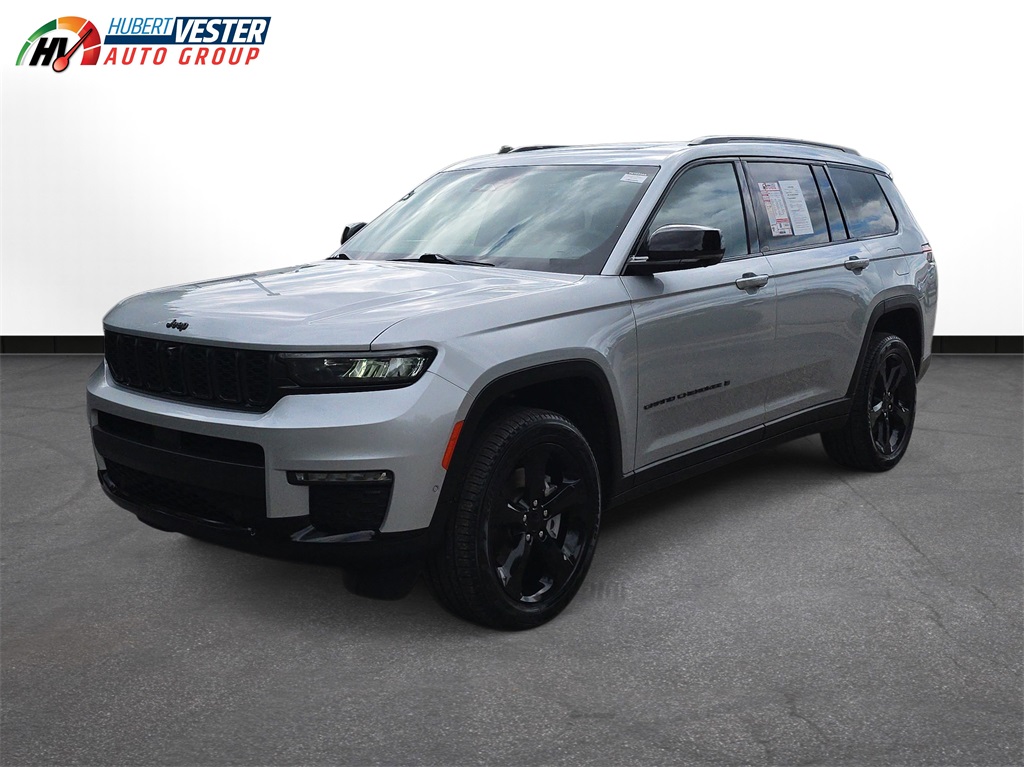 2023 Jeep Grand Cherokee Limited photo 2