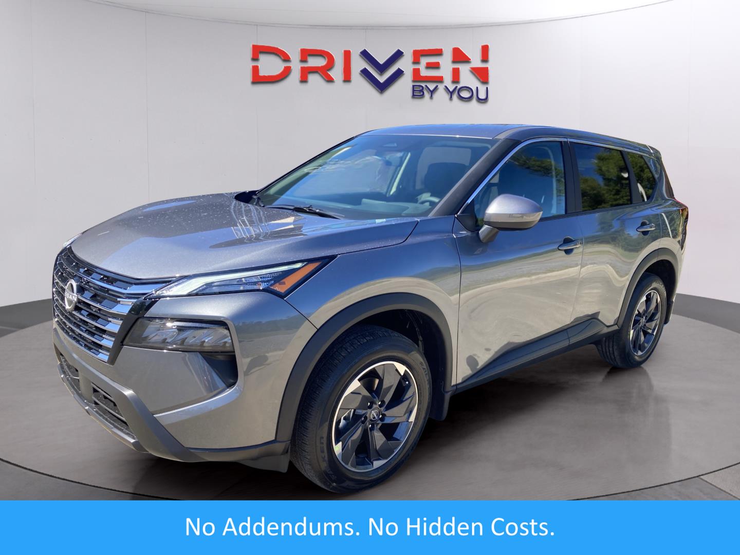 2026 Nissan Rogue SV's photo