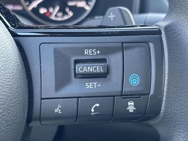 2023 Nissan Rogue SV photo 17