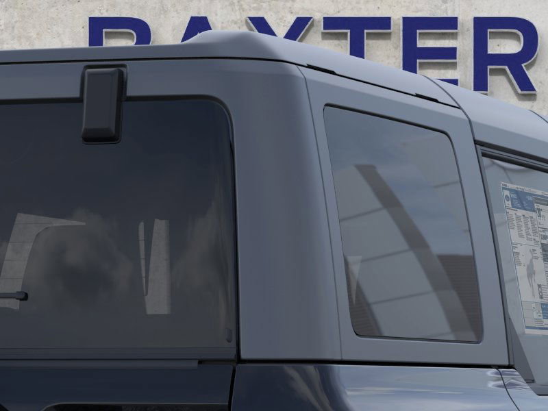 2025 Ford Bronco Base photo 3