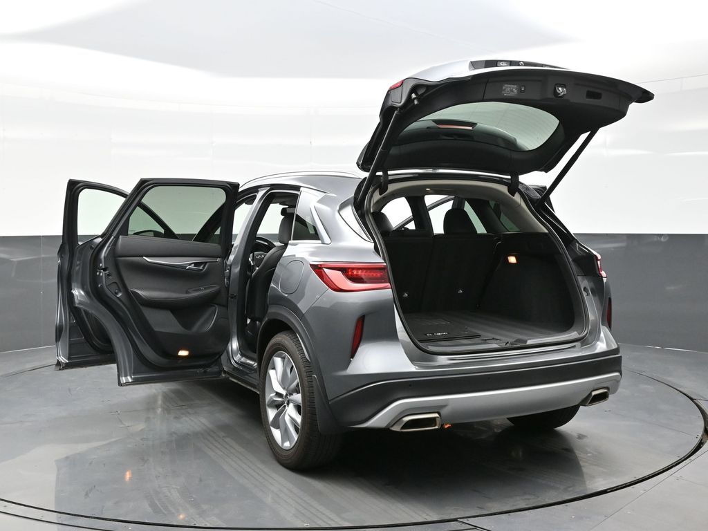 2022 Infiniti QX50 Luxe photo 44