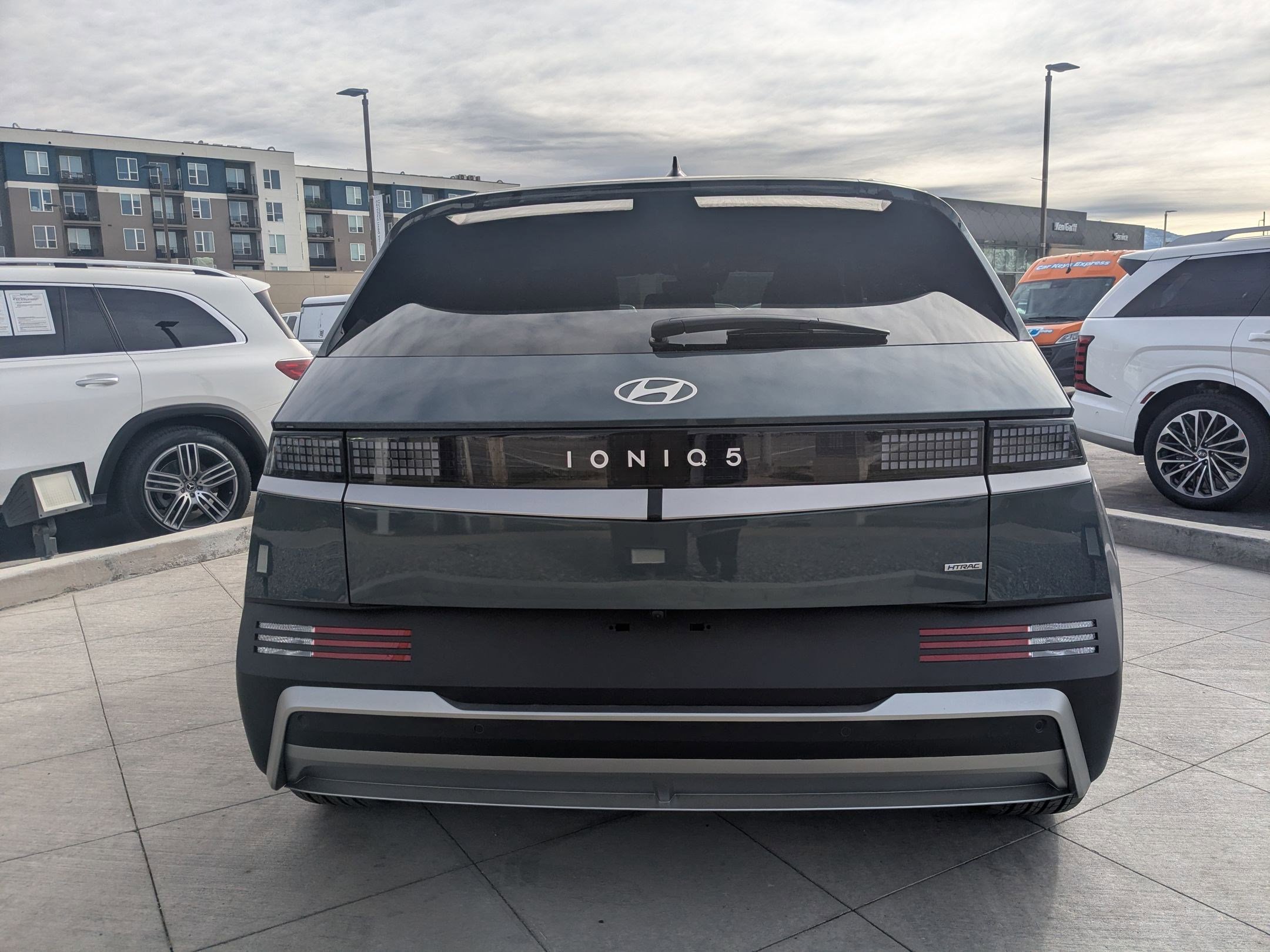 2025 Hyundai Ioniq 5 SEL photo 4