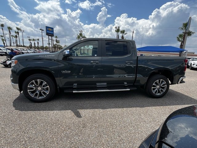 2026 Chevrolet Silverado 1500 LT photo 4
