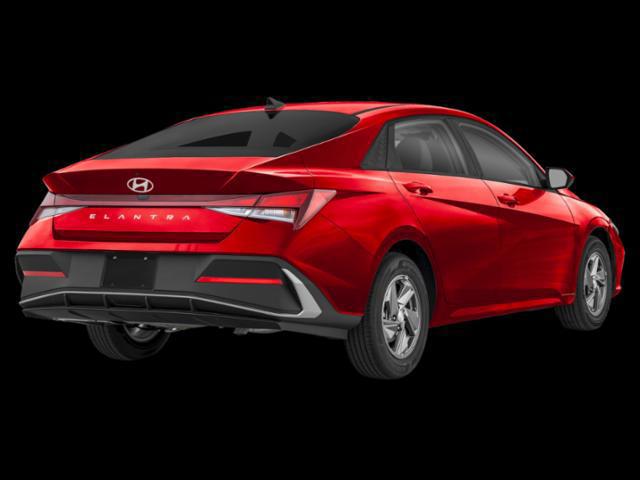 2025 Hyundai Elantra SE photo 2