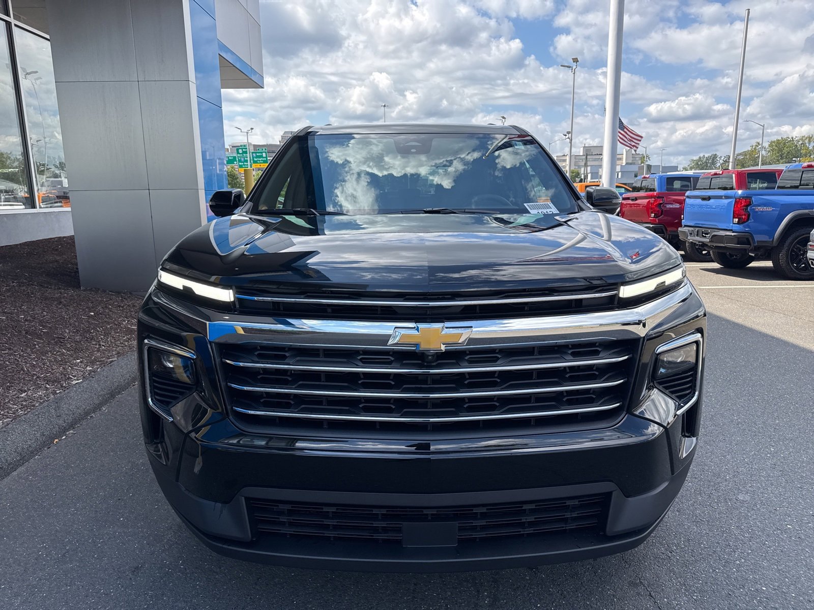 2026 Chevrolet Traverse photo 3