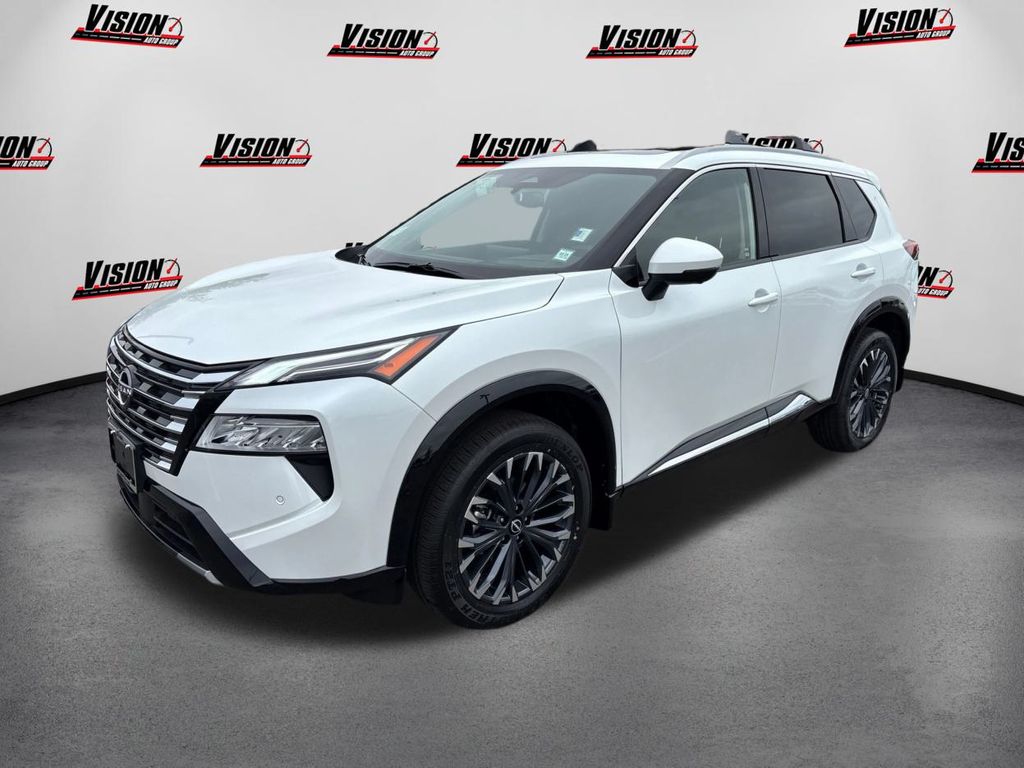 2026 Nissan Rogue Platinum's photo