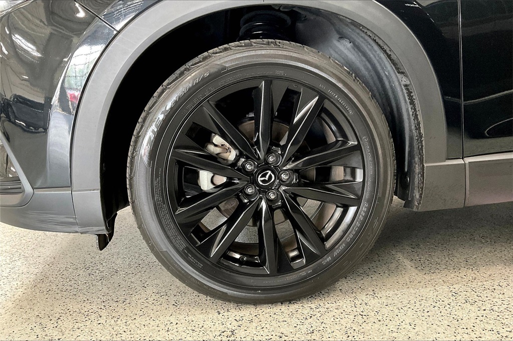 2022 Mazda CX-9 Touring photo 8