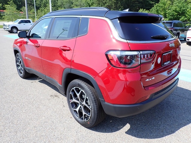 2025 Jeep Compass Limited photo 3