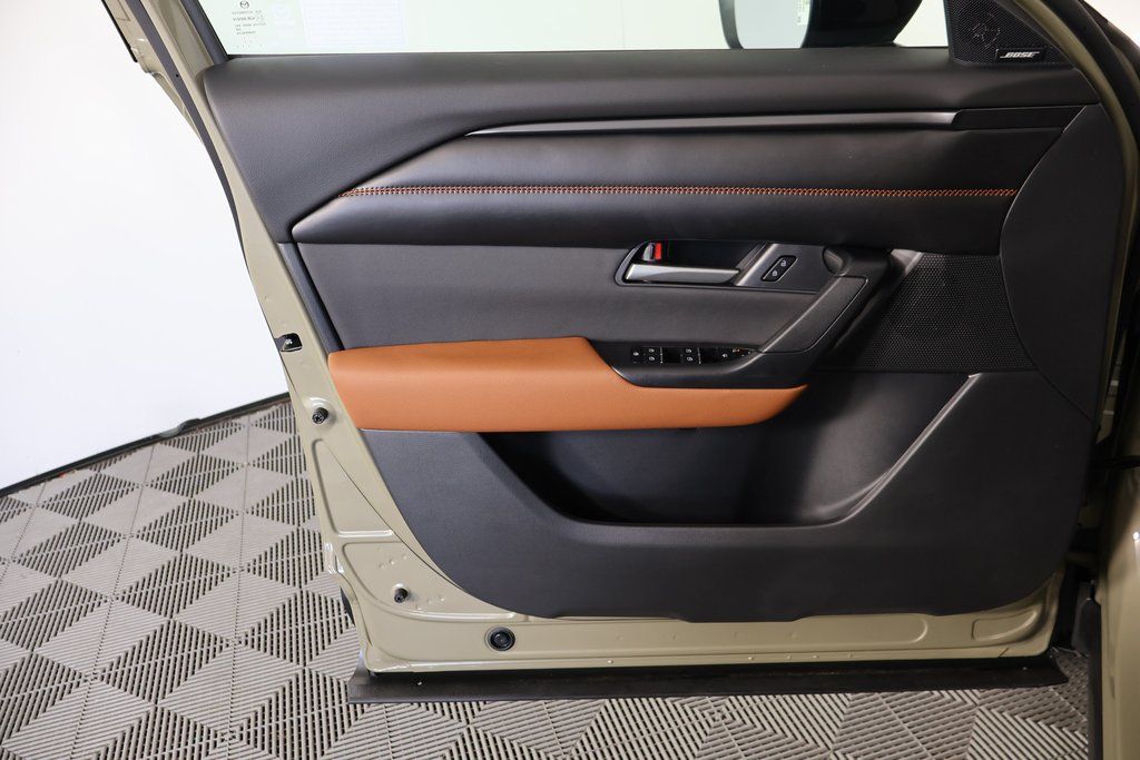 2025 Mazda CX-50 2.5 Turbo Meridian Edition photo 3