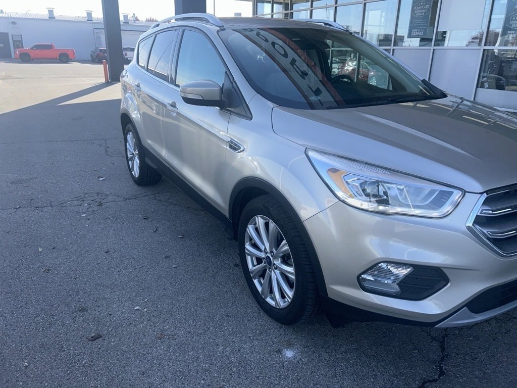 2017 Ford Escape Titanium photo 3
