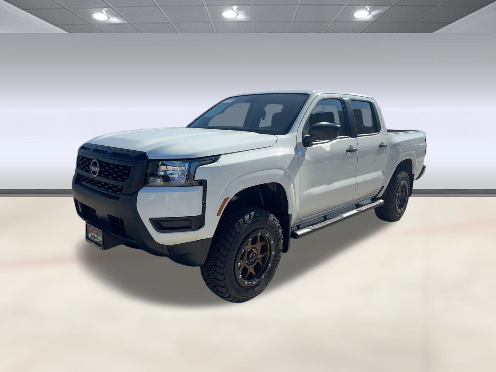 2025 Nissan Frontier S's photo