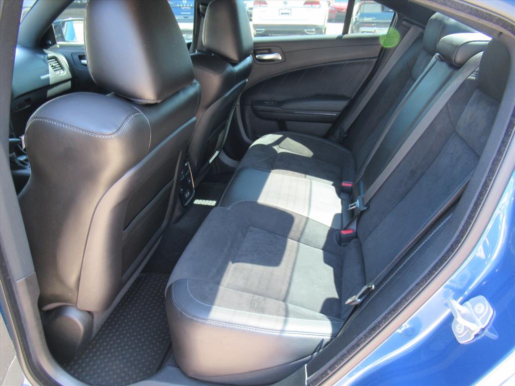 2022 Dodge Charger R/T photo 15