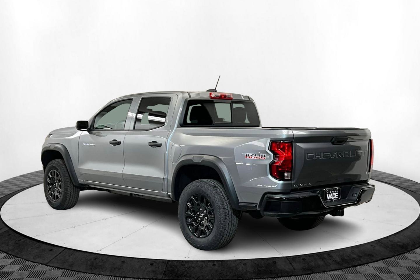 2026 Chevrolet Colorado Trail Boss photo 3